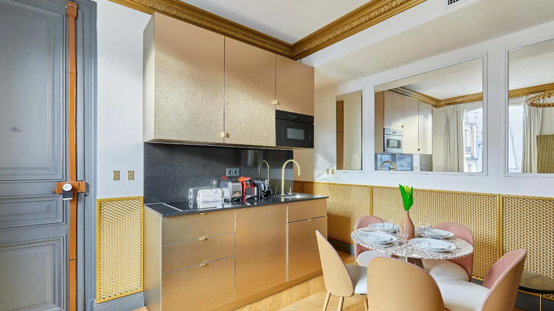 Appartements Champs Elysees - Avenue Montaigne By Studio Prestige Παρίσι Διαμέρισμα