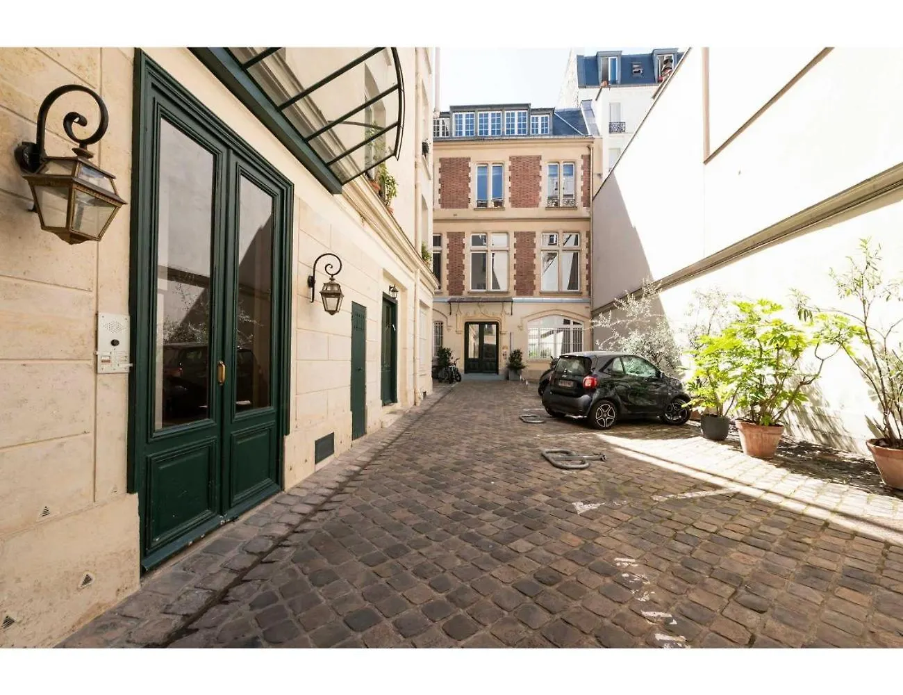 Appartements Champs Elysees - Avenue Montaigne By Studio Prestige Παρίσι