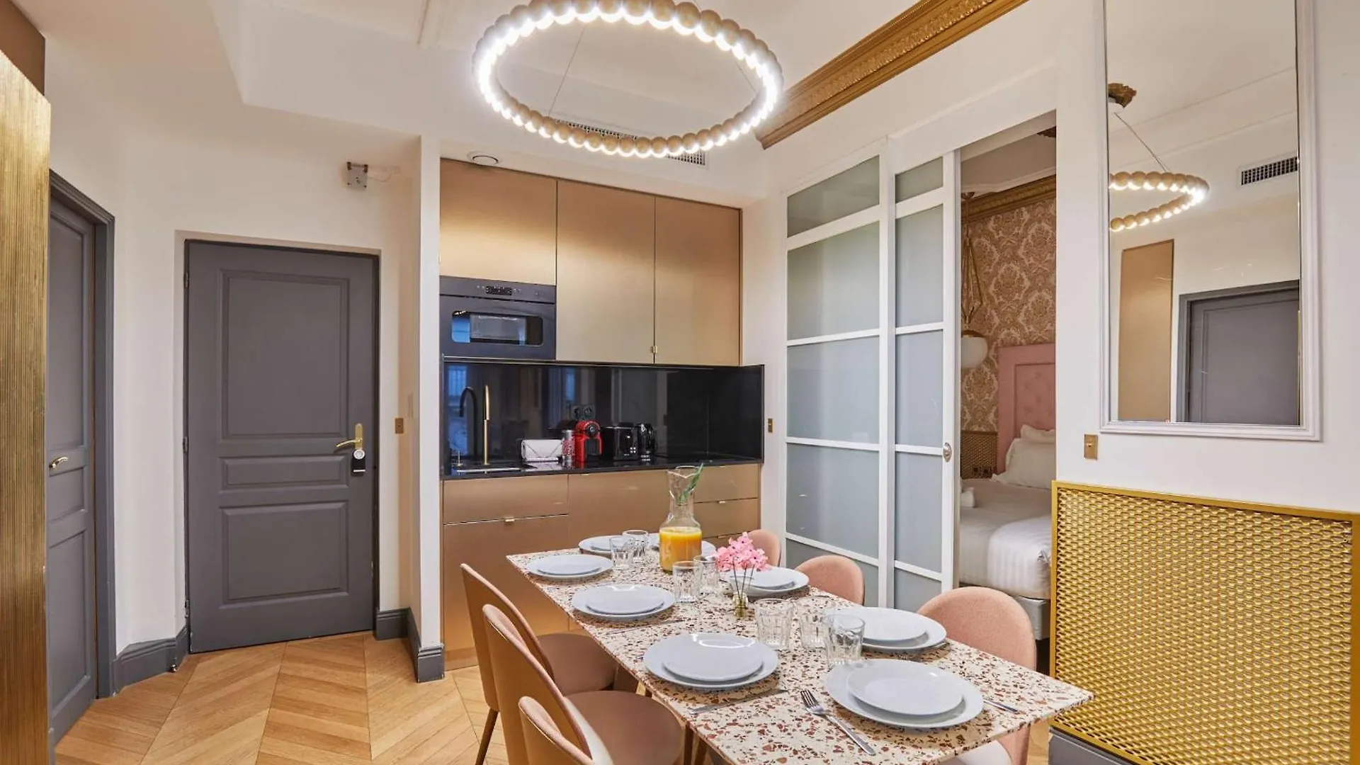 Appartements Champs Elysees - Avenue Montaigne By Studio Prestige Παρίσι
