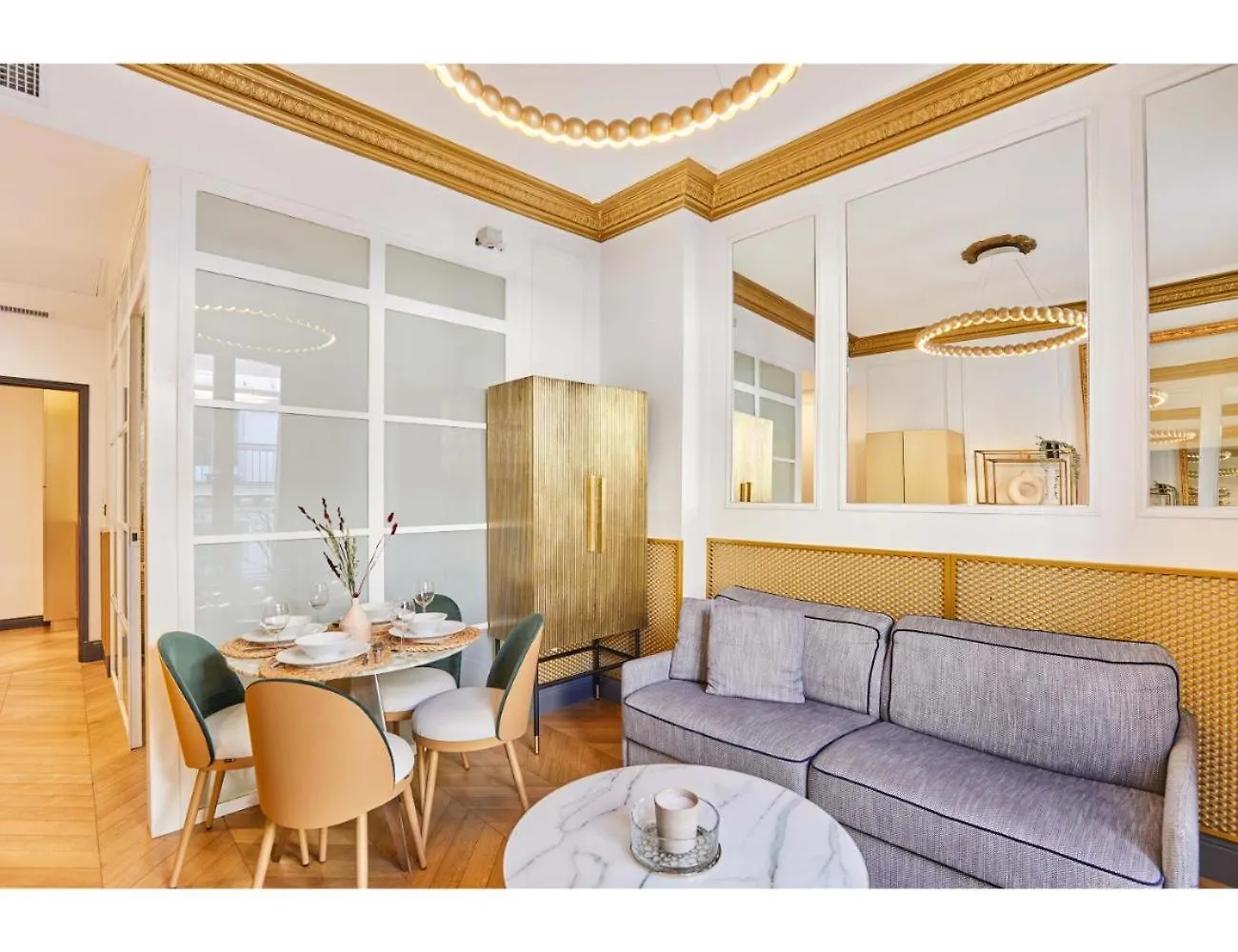 Appartements Champs Elysees - Avenue Montaigne By Studio Prestige Paris Apartment
